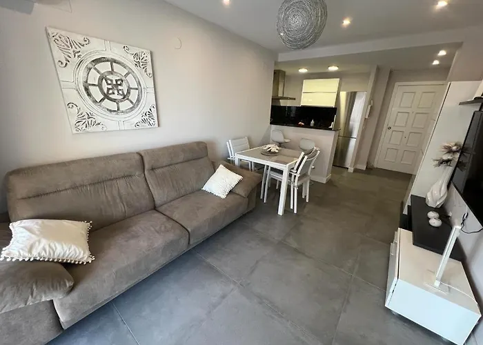 아파트 Paradise 쿠엘라